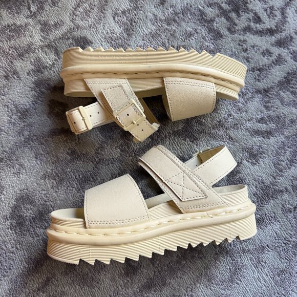 Dr. Martens Voss Mono Yellow Pastel Leather Sandals - Picture 2 of 12